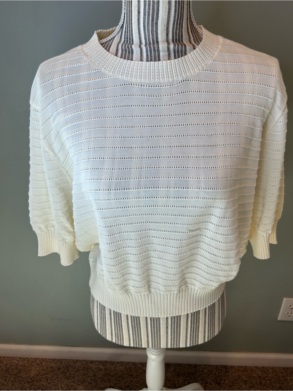 Frye Cream Short Sleeve Sweater Women’s XL NWT - Picture 5 of 12